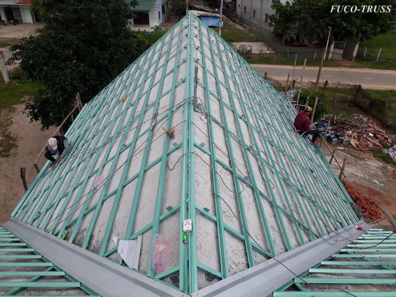 Mái bê tông cốt thép bền vững hơn so với các loại mái nhà khác