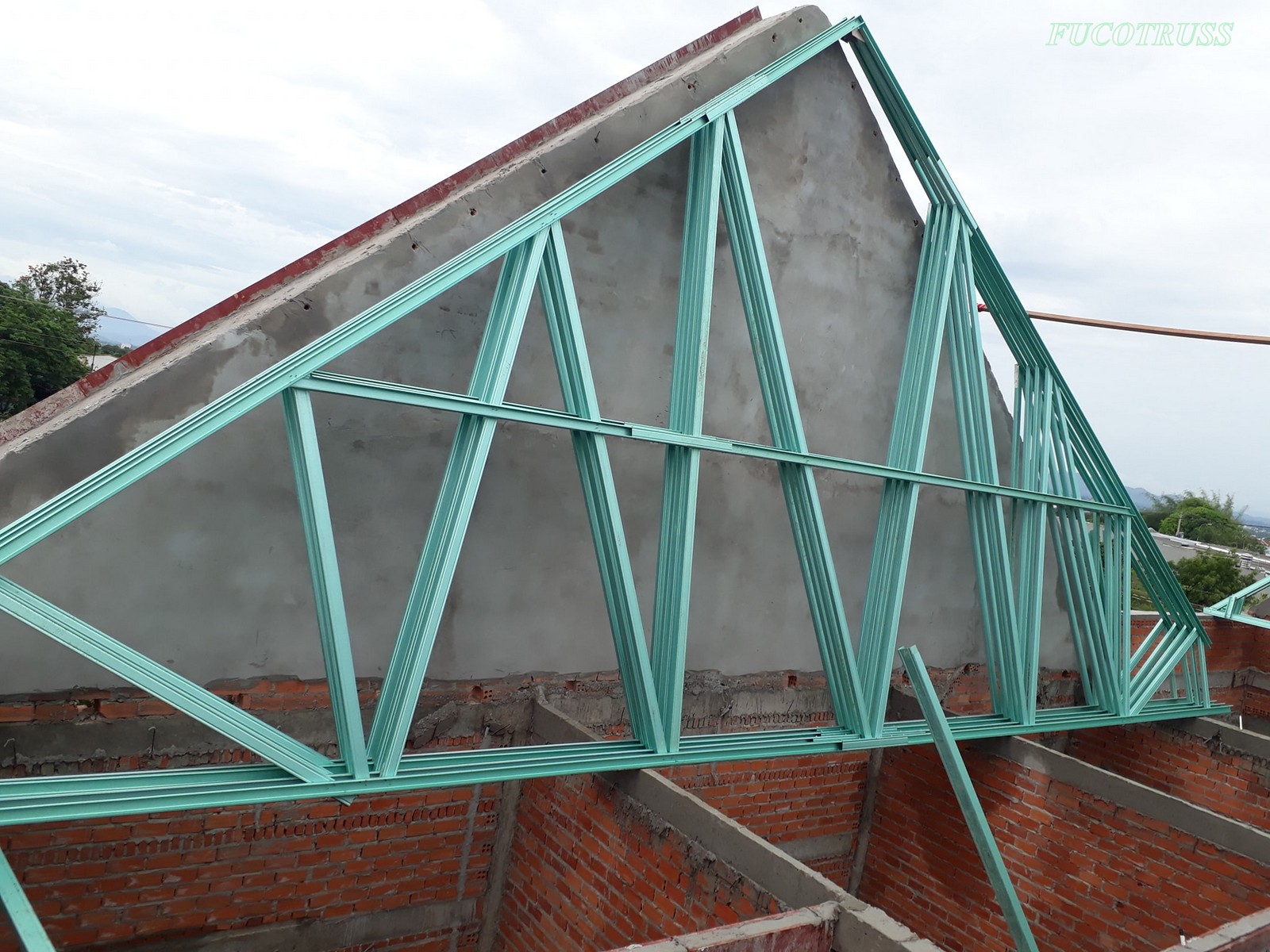 Tìm hiểu về khung kèo thép siêu nhẹ Fucotruss